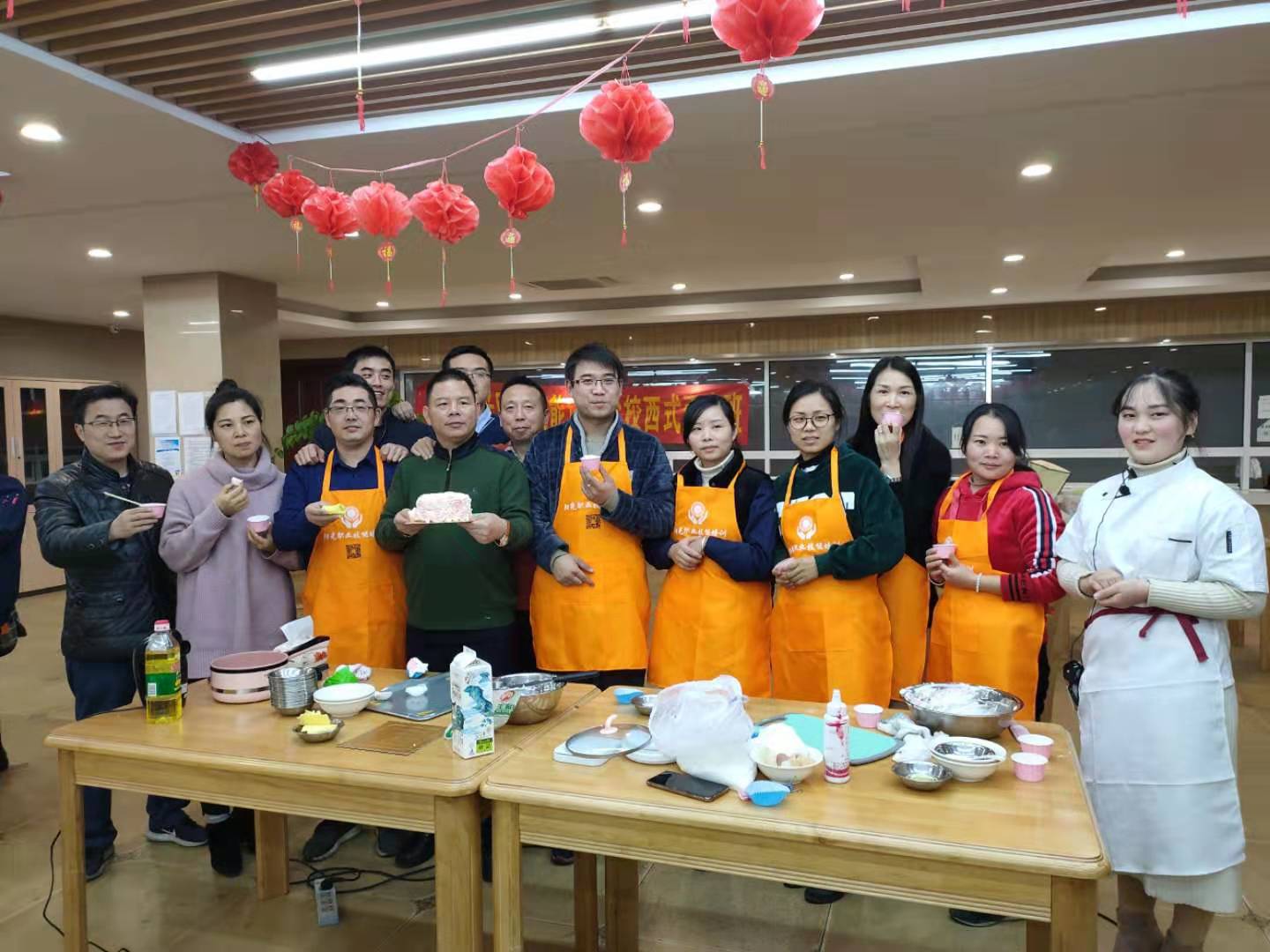 Putianle Trade Union Holds Pastry Skills Training to Enrich Employees' Amateur Life
